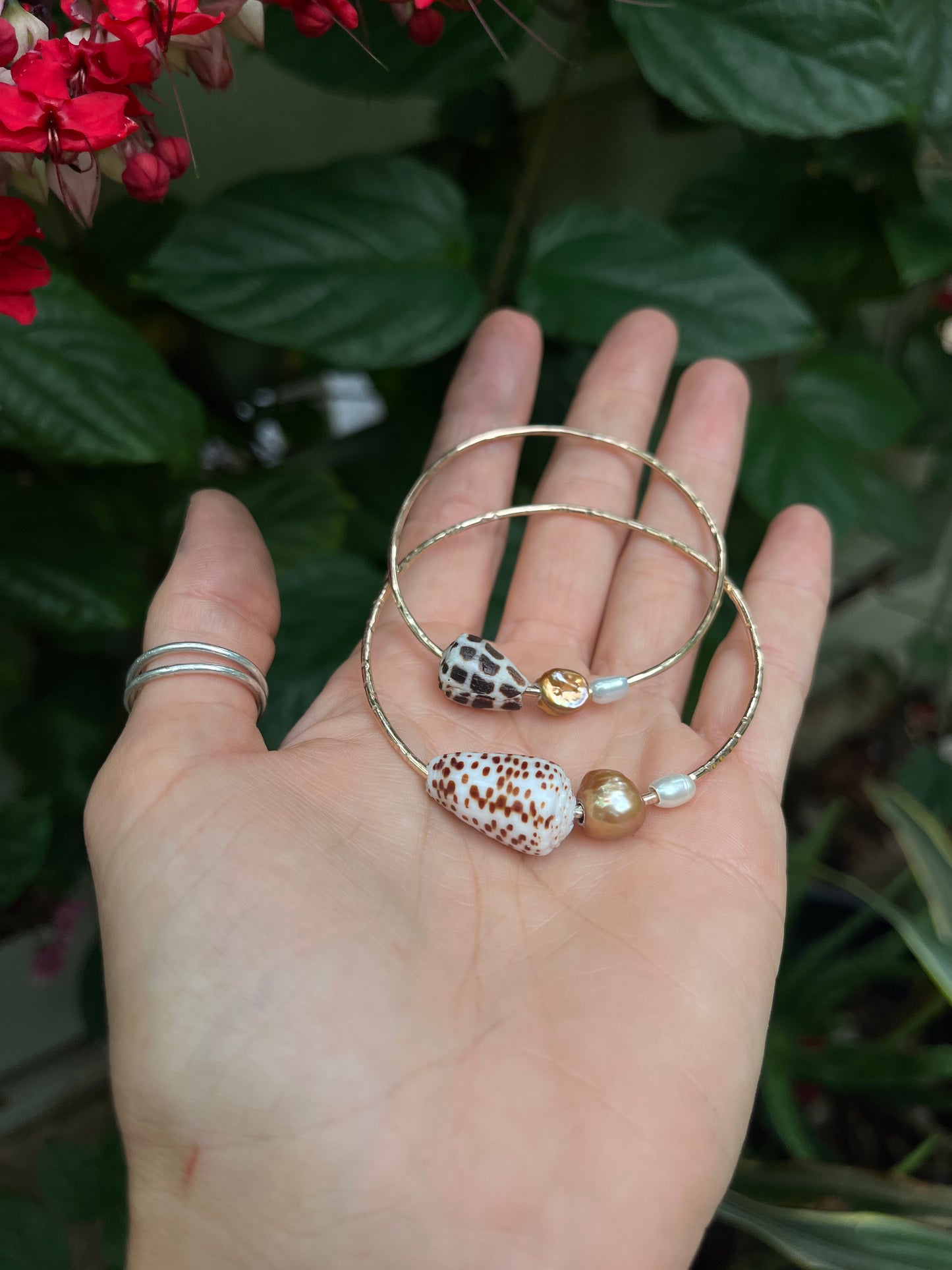 Hawaiian Beach Bangle RTS