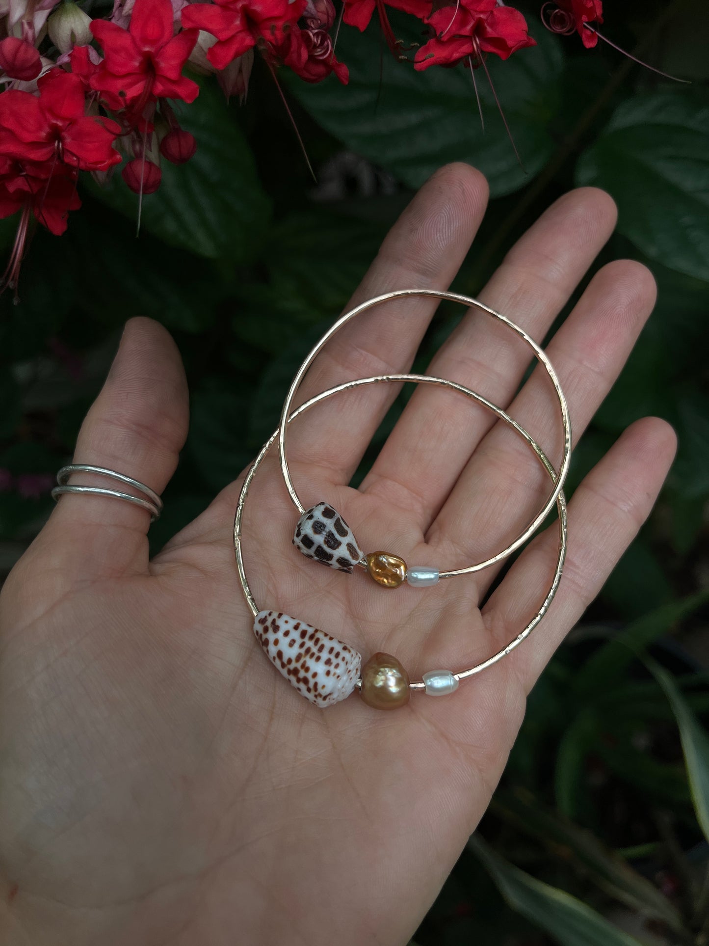 Hawaiian Beach Bangle RTS